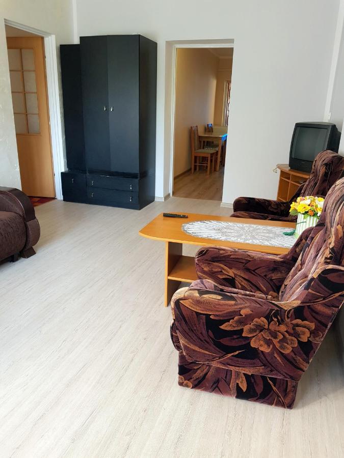 Jasmin Apartment Budry ภายนอก รูปภาพ