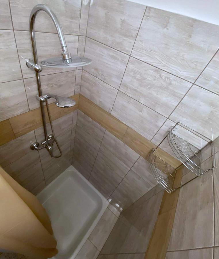 Jasmin Apartment Budry ภายนอก รูปภาพ