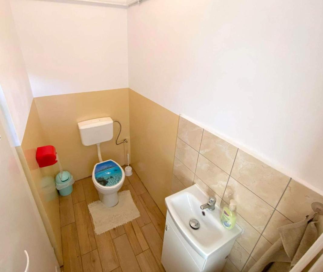 Jasmin Apartment Budry ภายนอก รูปภาพ